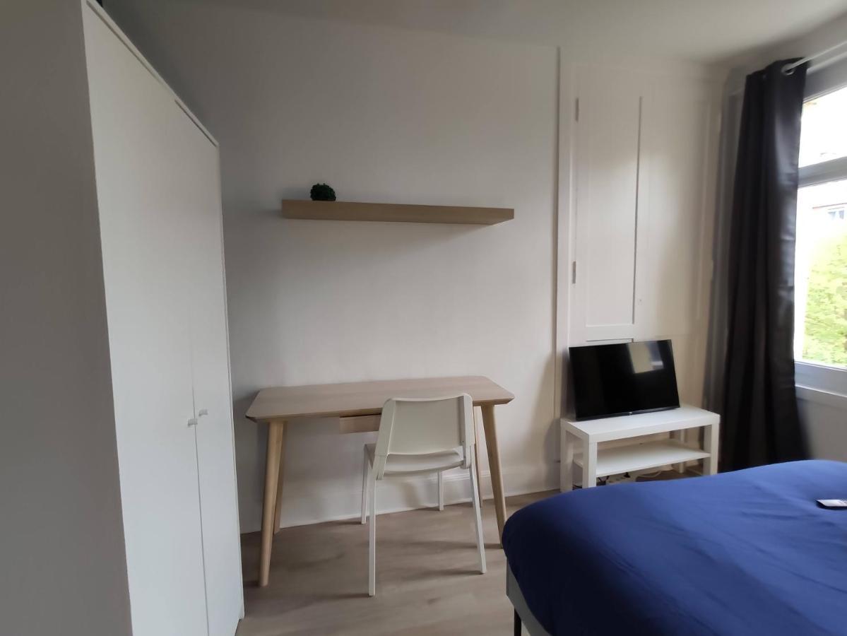 Résidence Place Verte - situé au pied du musée de Valenciennes Exterior foto